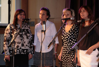 Song Ladies
